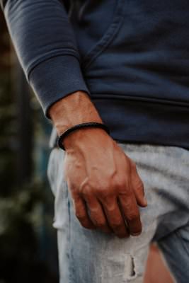Tragebild Lunavit Magnet-Lederarmband Slim Plait