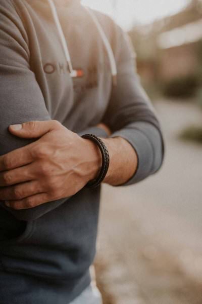 Tragebild Lunavit Magnet-Lederarmband Zoom