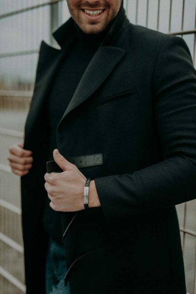 Tragebild Lunavit Magnet-Lederarmband